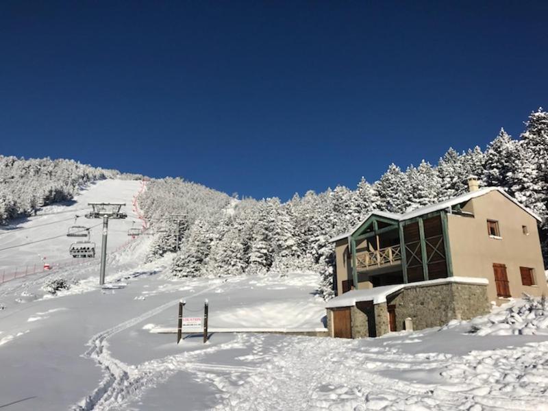 הוילה לס אנגל Chalet Pla Del Mir מראה חיצוני תמונה